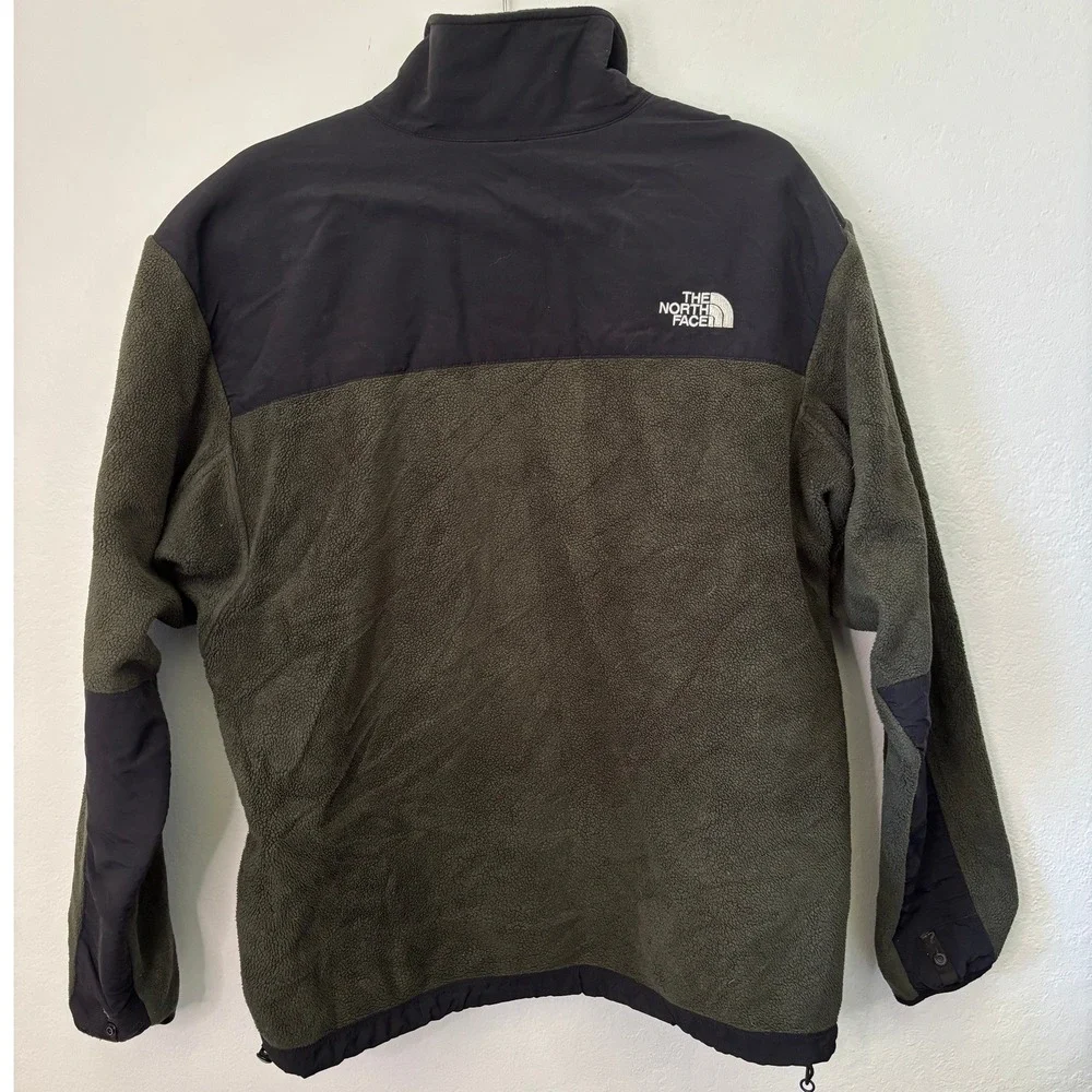 The North Face don hesitate